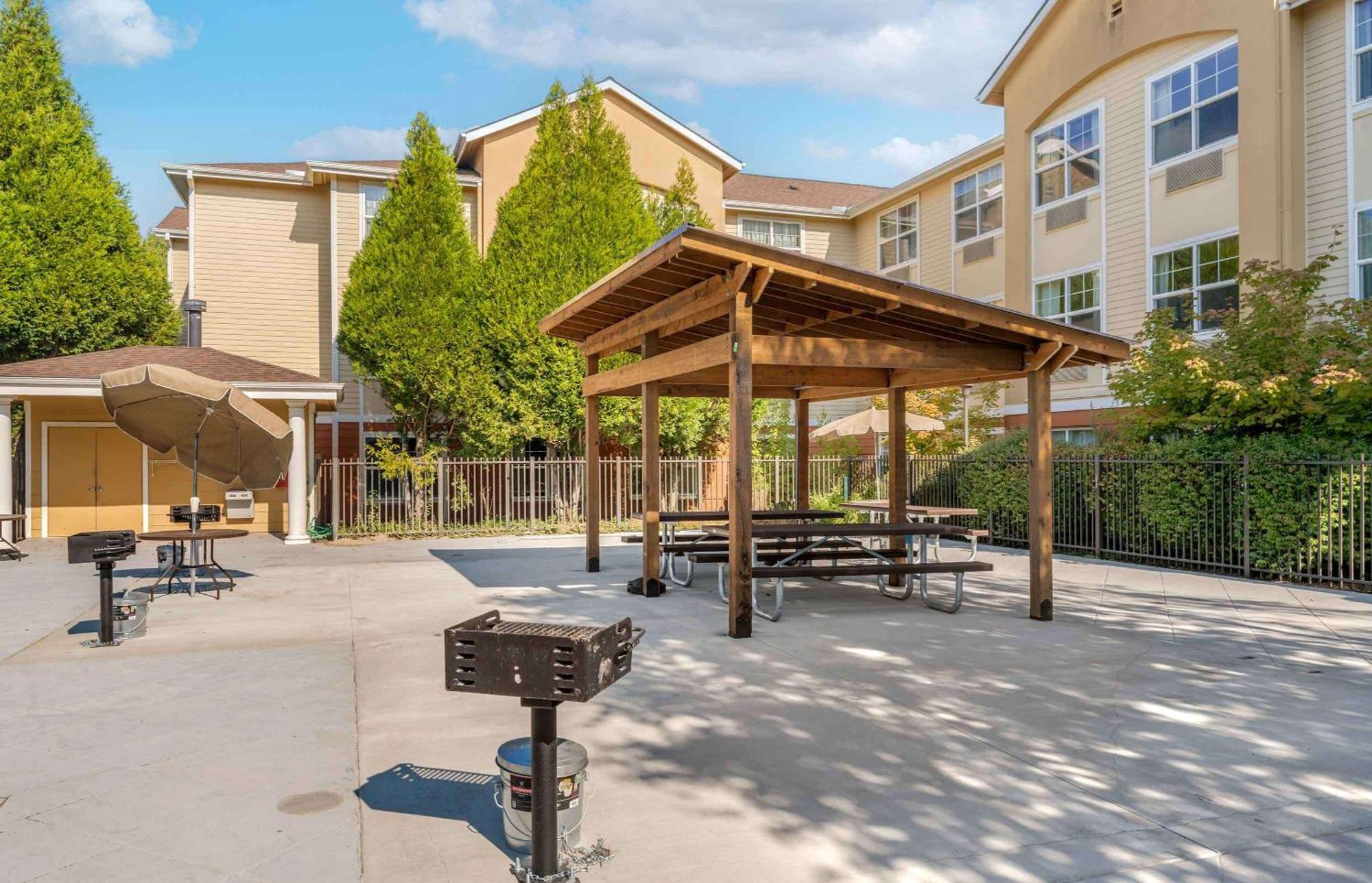 Extended Stay America Suites - Portland - Hillsboro Εξωτερικό φωτογραφία
